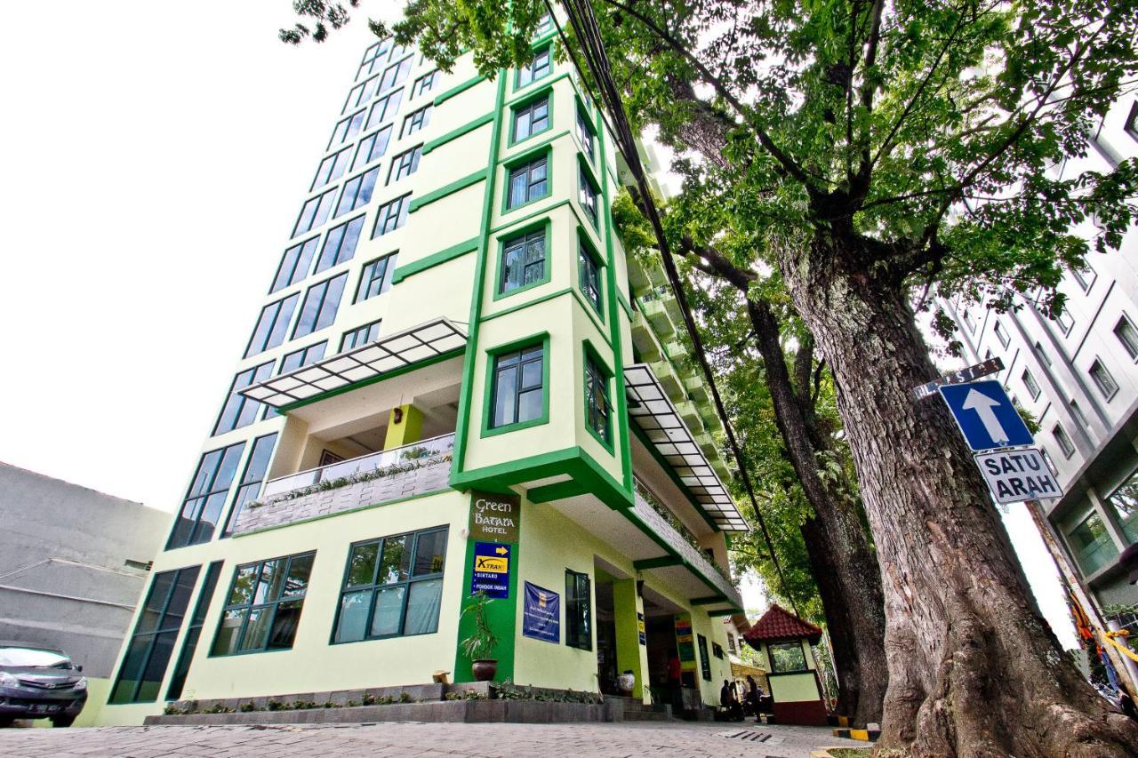 Green Batara Hotel Bandung Buitenkant foto