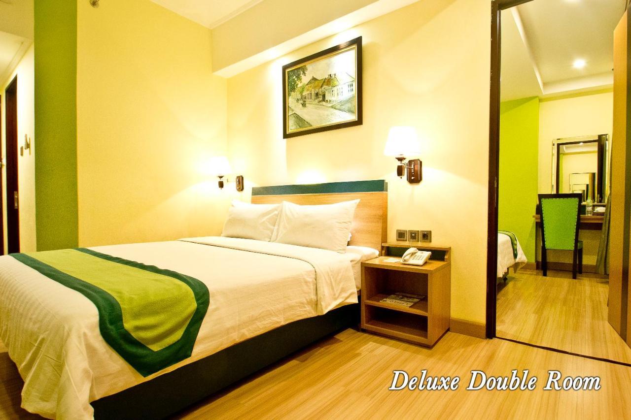 Green Batara Hotel Bandung Buitenkant foto