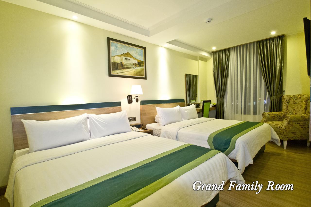 Green Batara Hotel Bandung Buitenkant foto